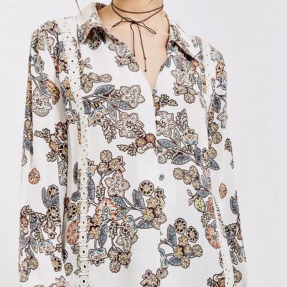 Blu Pepper Floral Long Sleeve Button Down Embroidered Lace Top Small - Picture 3 of 8